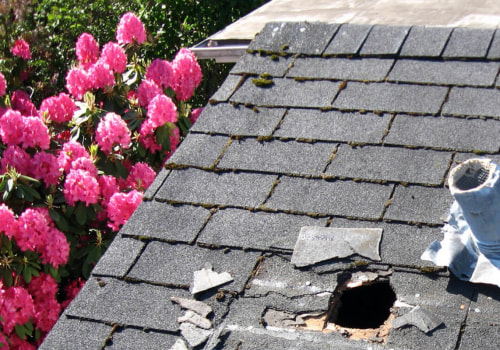 How much does it cost to fix a hole in the roof?